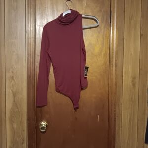 Chic One-Shoulder Burgundy Bodysuit